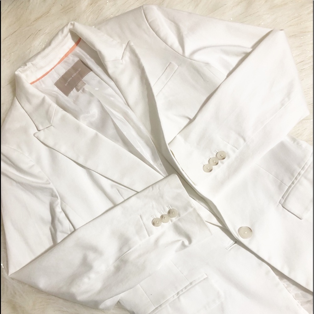 Banana Republic White Blazer